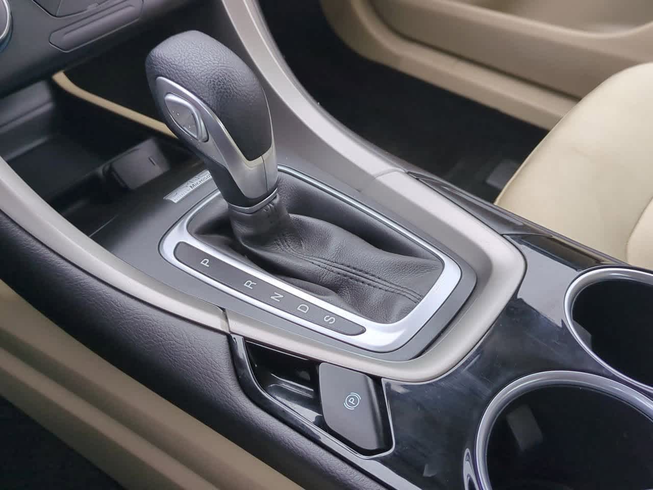 Thumbnail: 2014 Ford Fusion - 30