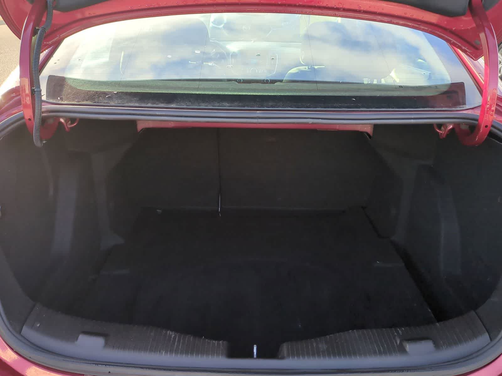 Thumbnail: 2017 Chevrolet Cruze - 34