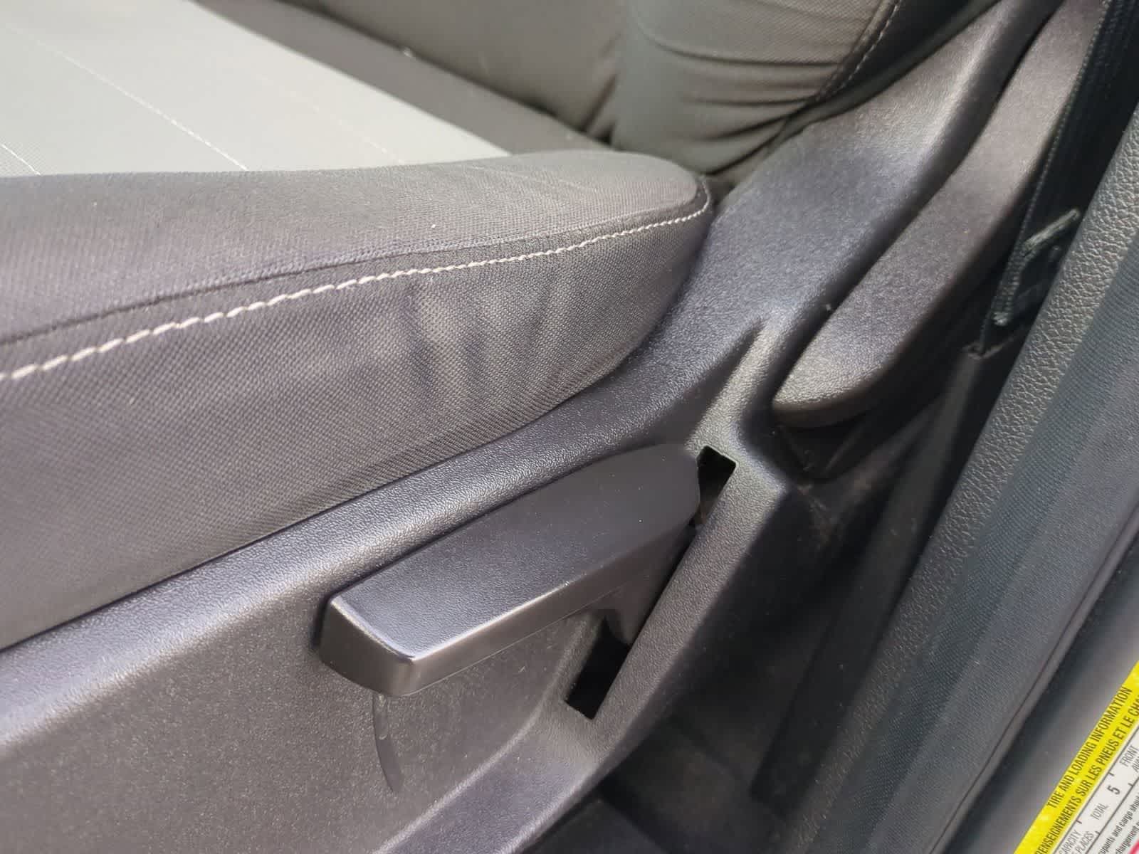 Thumbnail: 2014 Ford Escape - 16