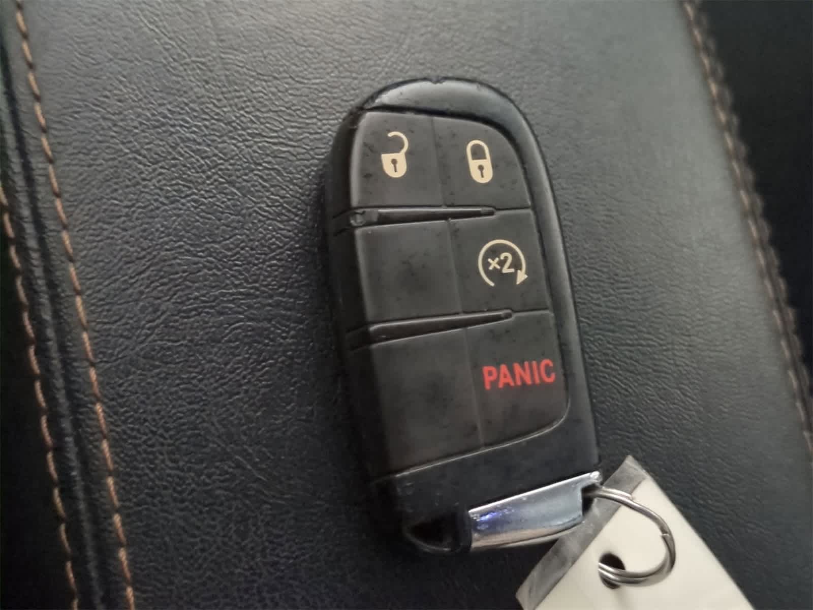 Thumbnail: 2020 Jeep Compass - 32