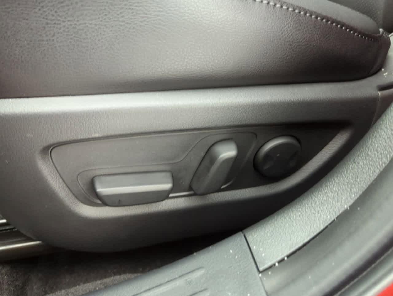 Thumbnail: 2025 Mazda CX-50 - 15