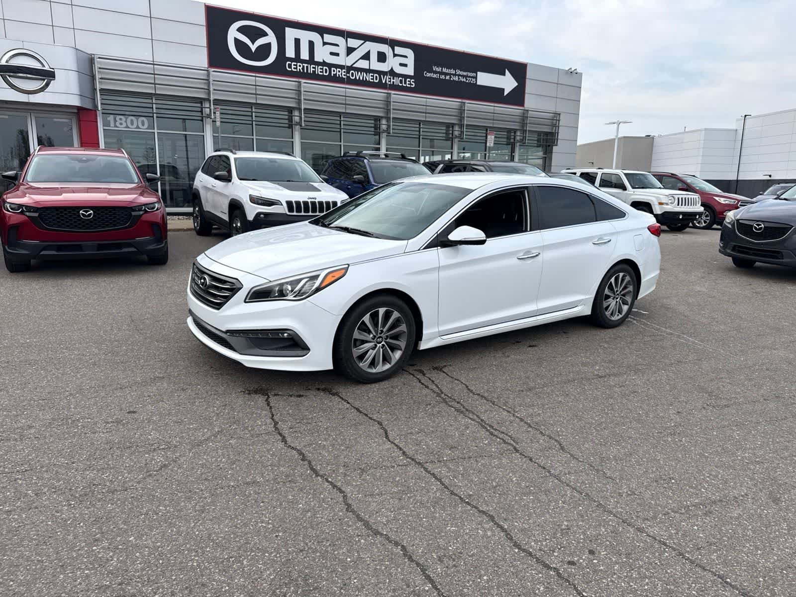 Thumbnail: 2016 Hyundai Sonata - 1