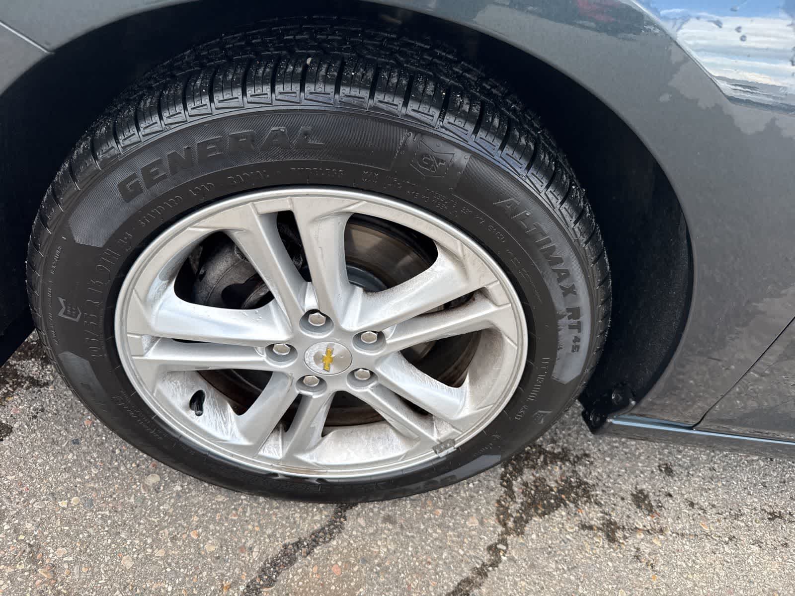 Thumbnail: 2017 Chevrolet Cruze - 9