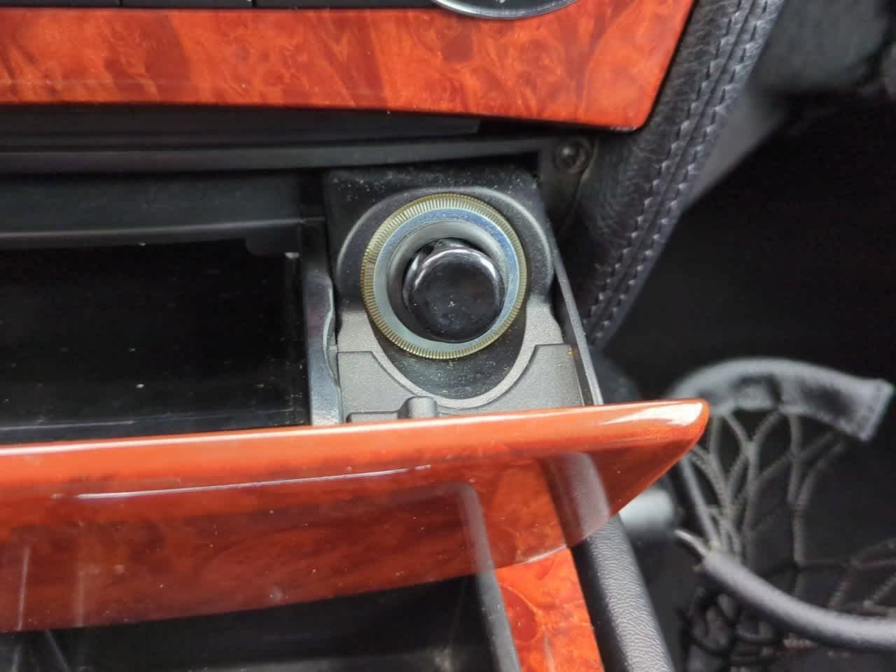 Thumbnail: 2011 Mercedes-Benz G-Class - 32