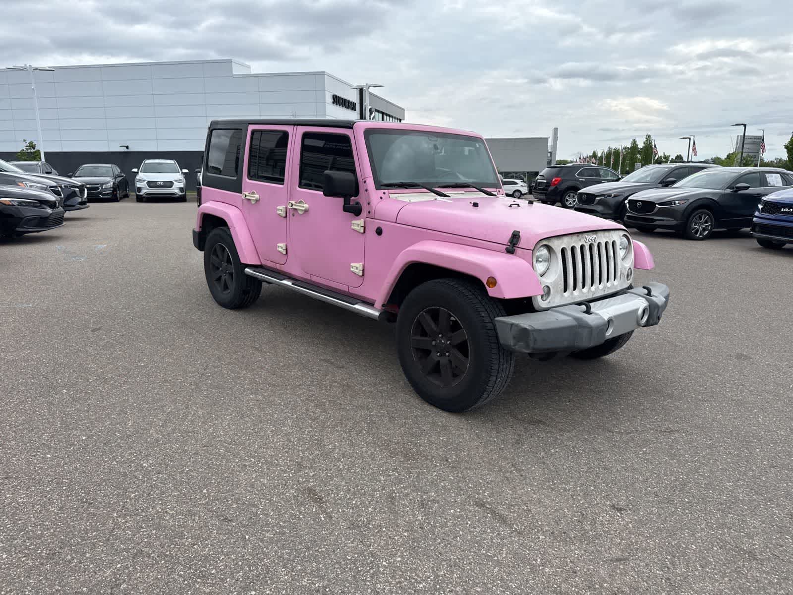 Thumbnail: 2015 Jeep Wrangler - 3