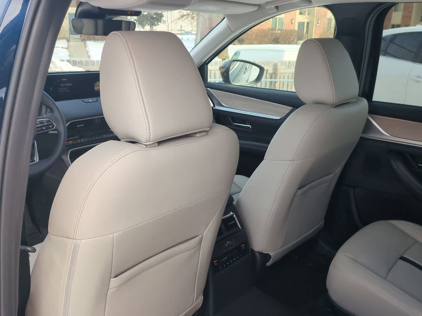 Thumbnail: 2026 Mazda CX-90 - 17