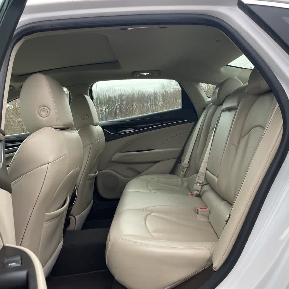 Thumbnail: 2017 Buick LaCrosse - 9