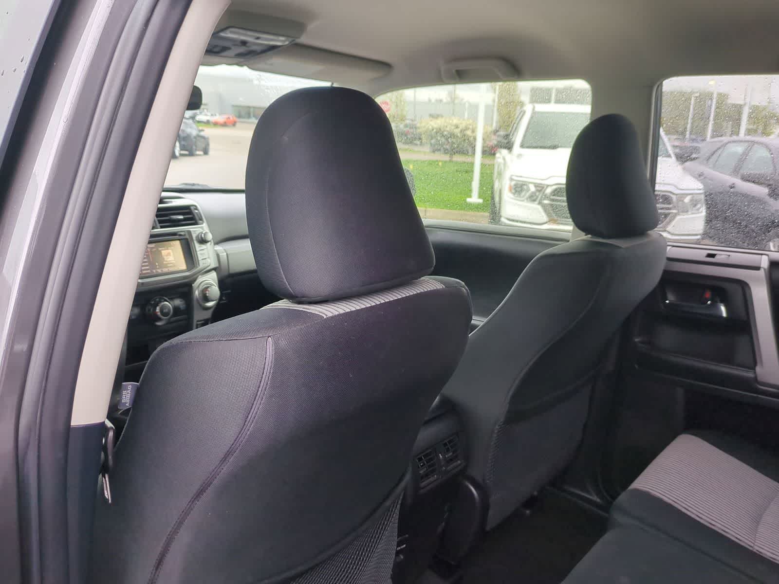 Thumbnail: 2014 Toyota 4Runner - 17