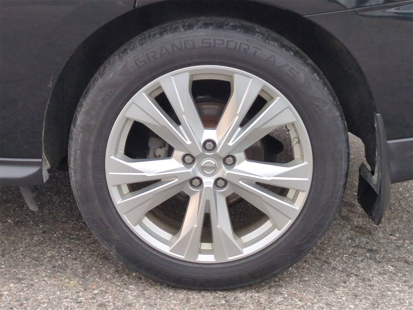 Thumbnail: 2018 Nissan Pathfinder - 13