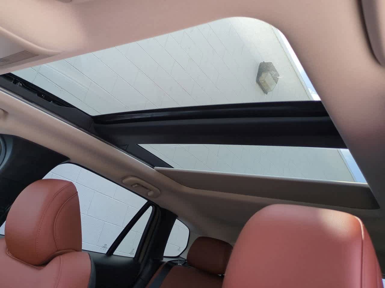 Thumbnail: 2025 Mazda CX-50 - 17