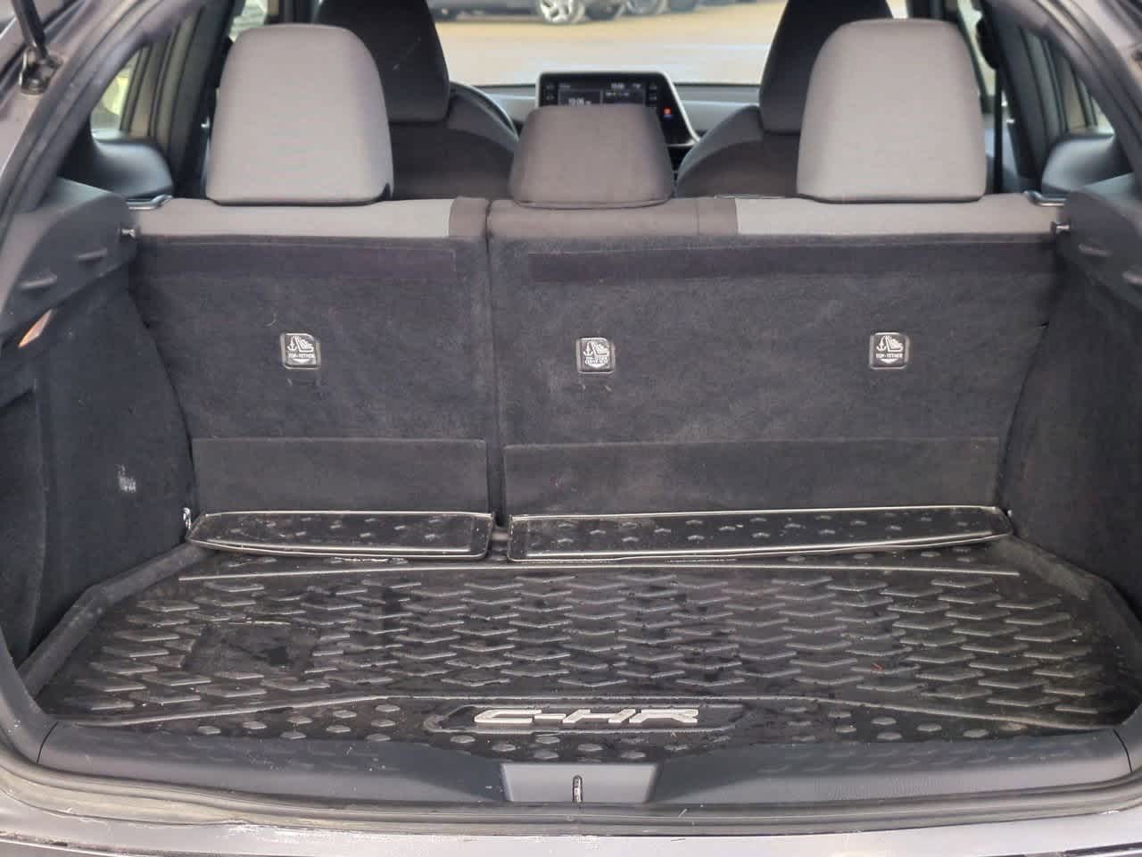 Thumbnail: 2021 Toyota C-HR - 31