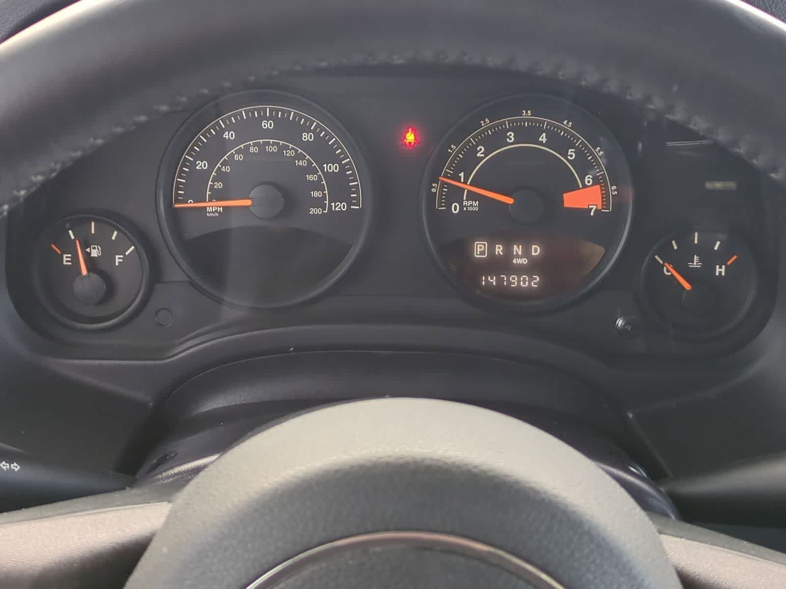 Thumbnail: 2016 Jeep Patriot - 32