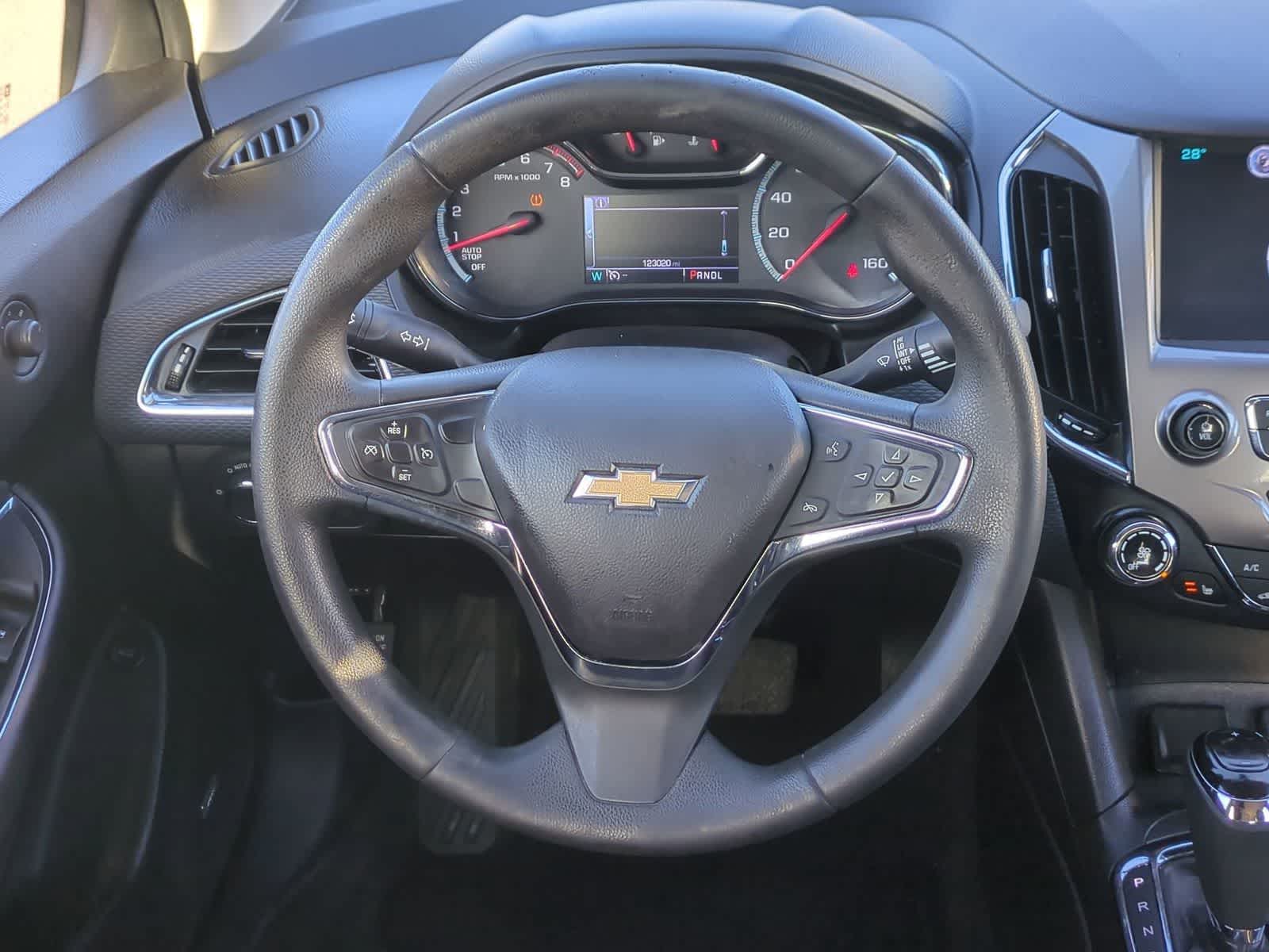 Thumbnail: 2017 Chevrolet Cruze - 23