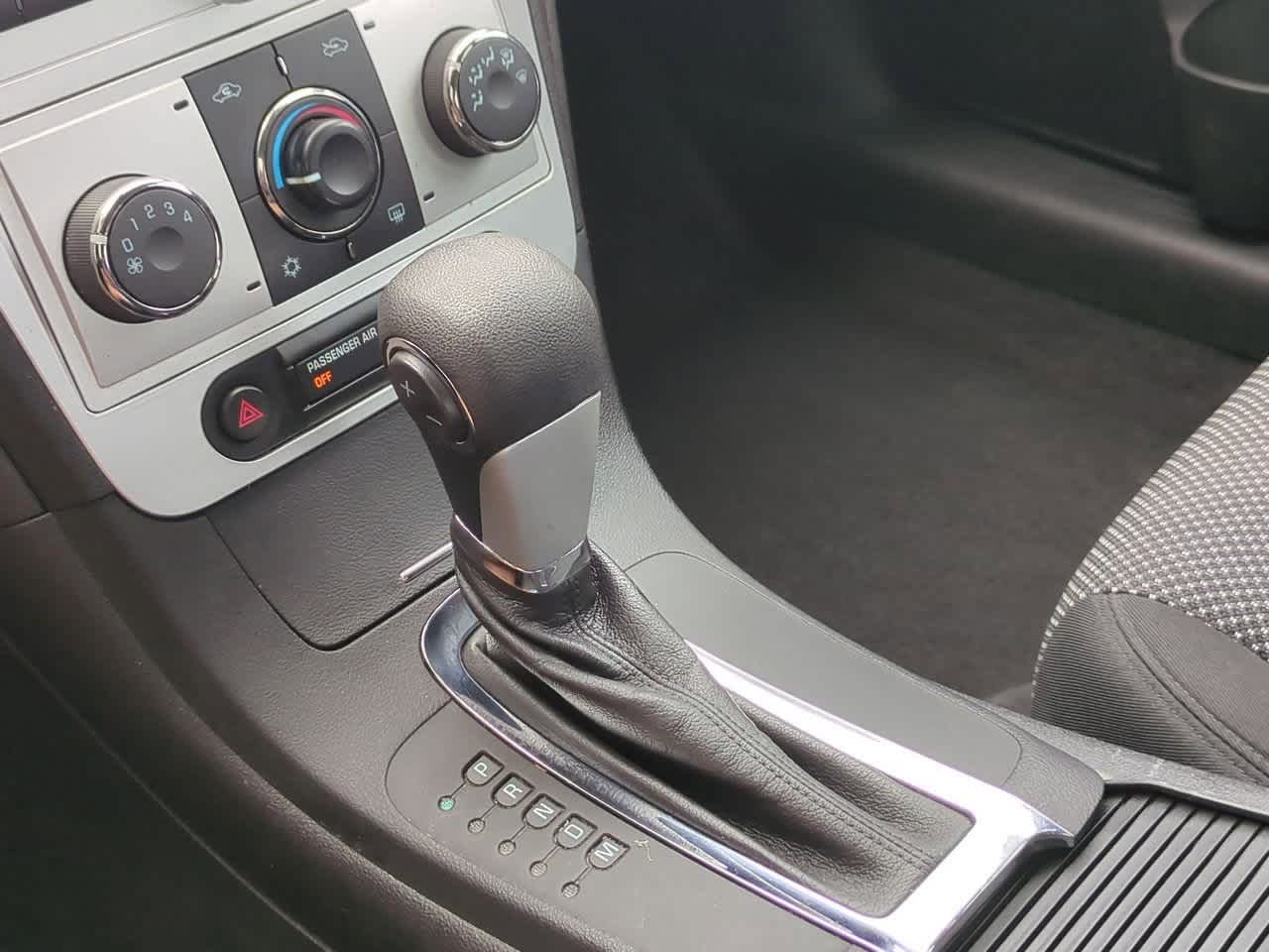 Thumbnail: 2012 Chevrolet Malibu - 27