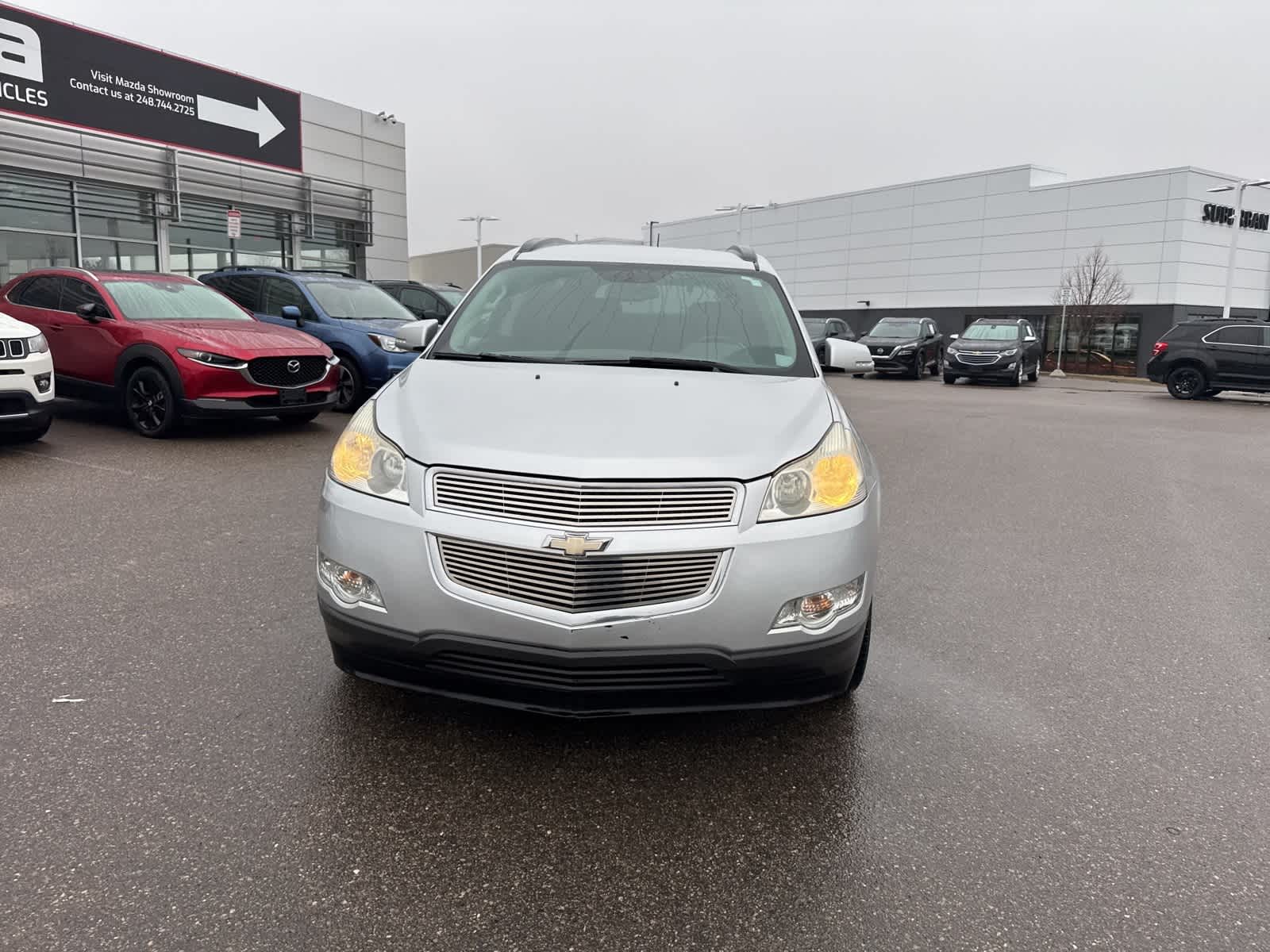 Thumbnail: 2010 Chevrolet Traverse - 2