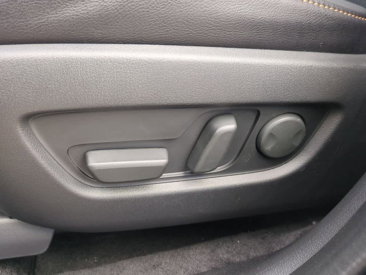 Thumbnail: 2026 Mazda CX-70 - 16