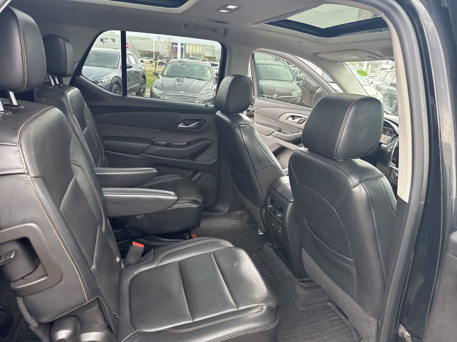 Thumbnail: 2019 Chevrolet Traverse - 25