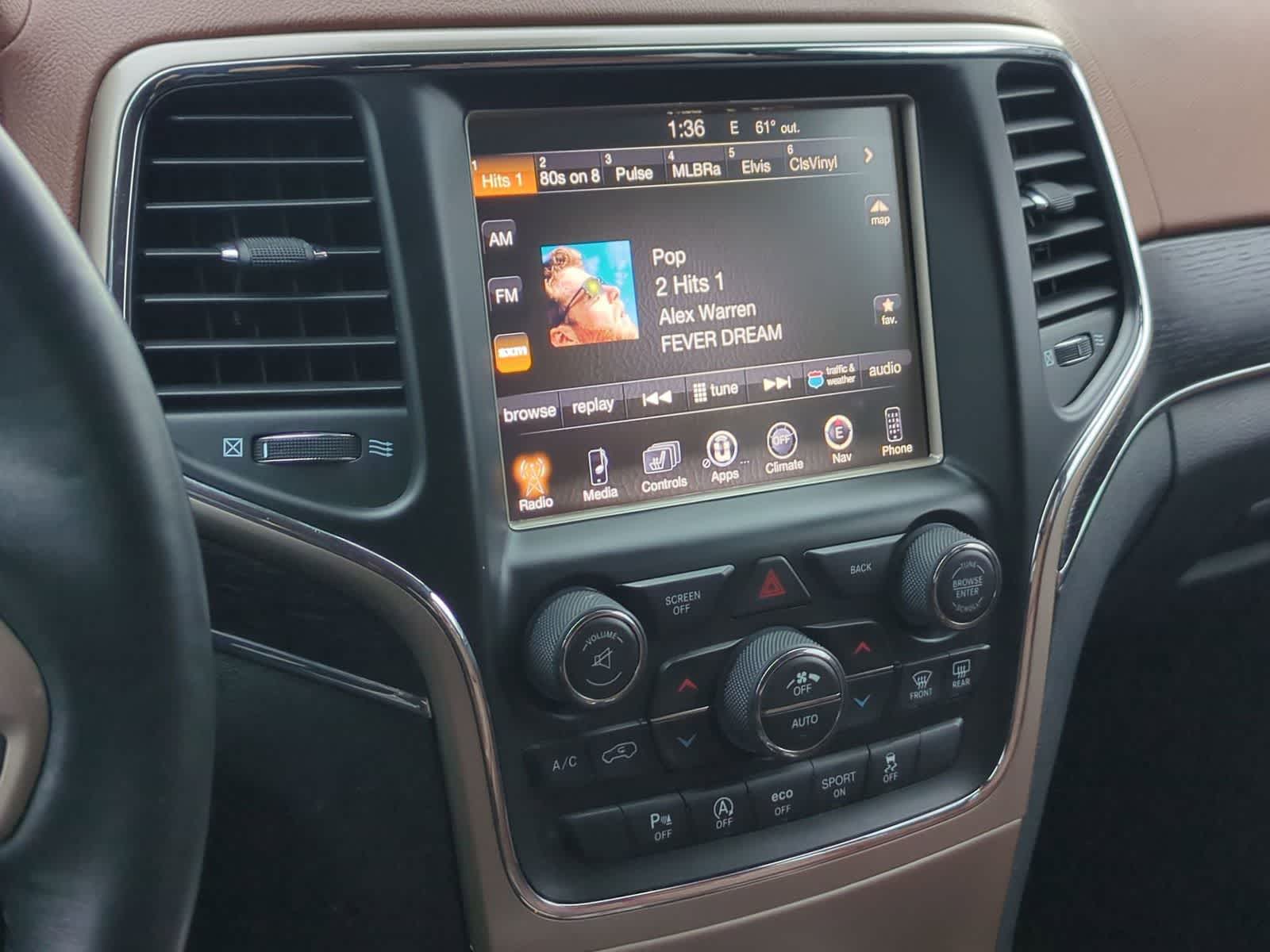 Thumbnail: 2016 Jeep Grand Cherokee - 28