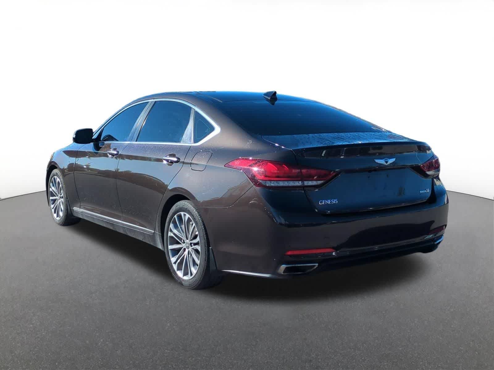 Thumbnail: 2015 Hyundai Genesis - 4