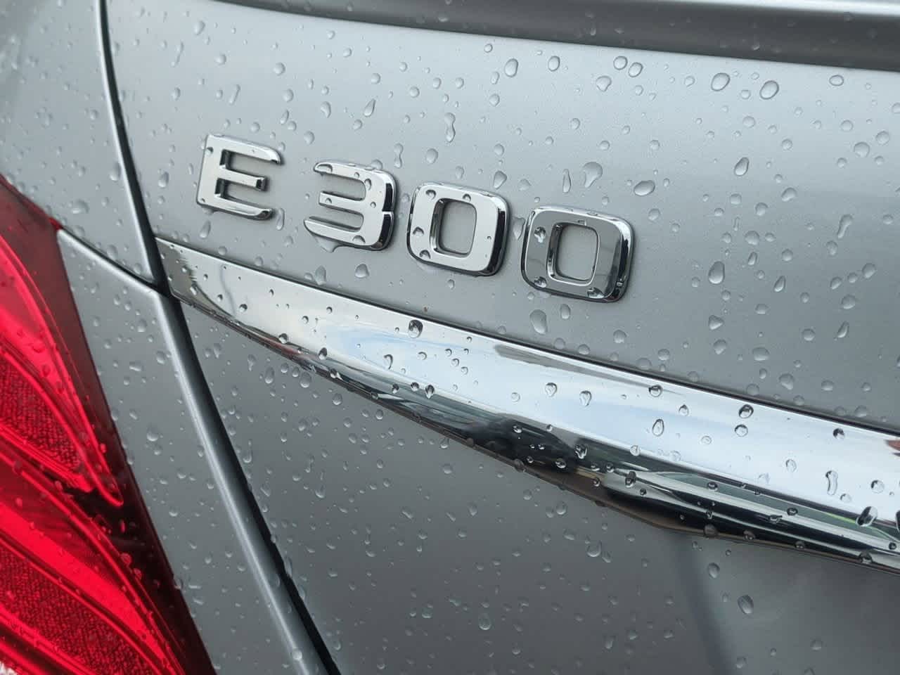 Thumbnail: 2018 Mercedes-Benz E-Class - 11