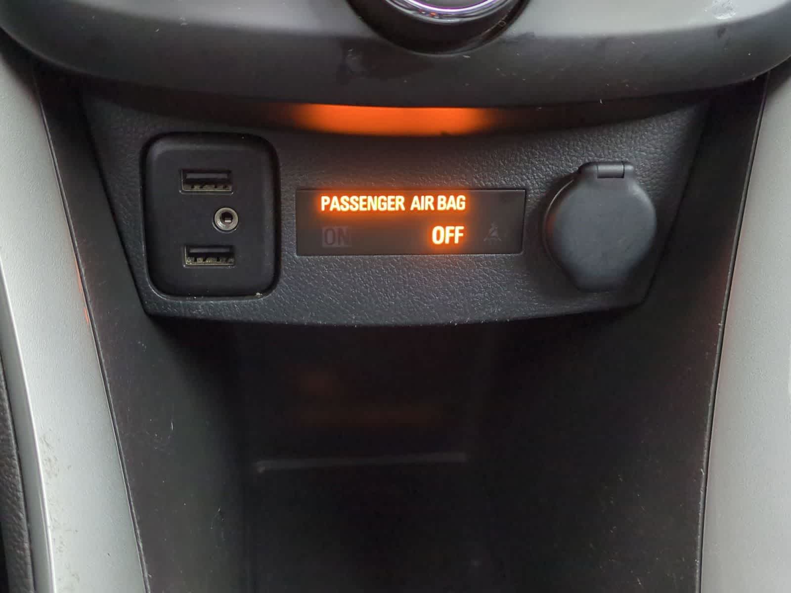 Thumbnail: 2022 Chevrolet Trax - 28