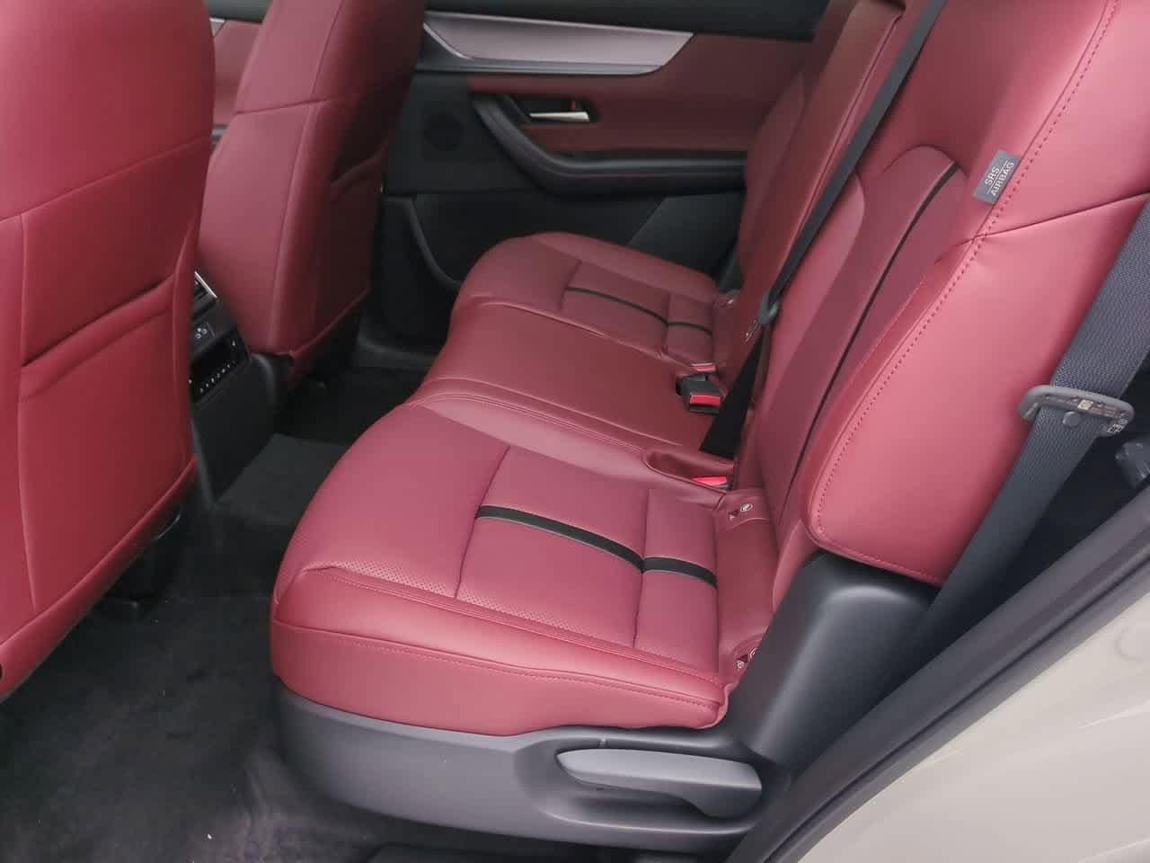 Thumbnail: 2026 Mazda CX-70 - 19