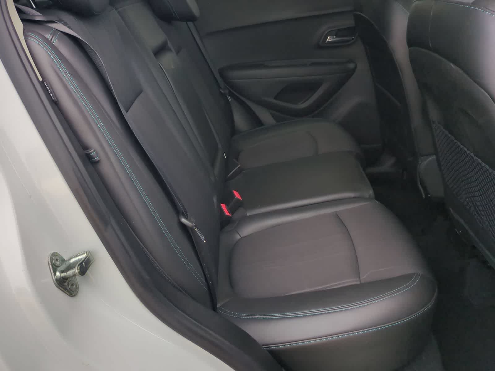 Thumbnail: 2016 Chevrolet Trax - 19