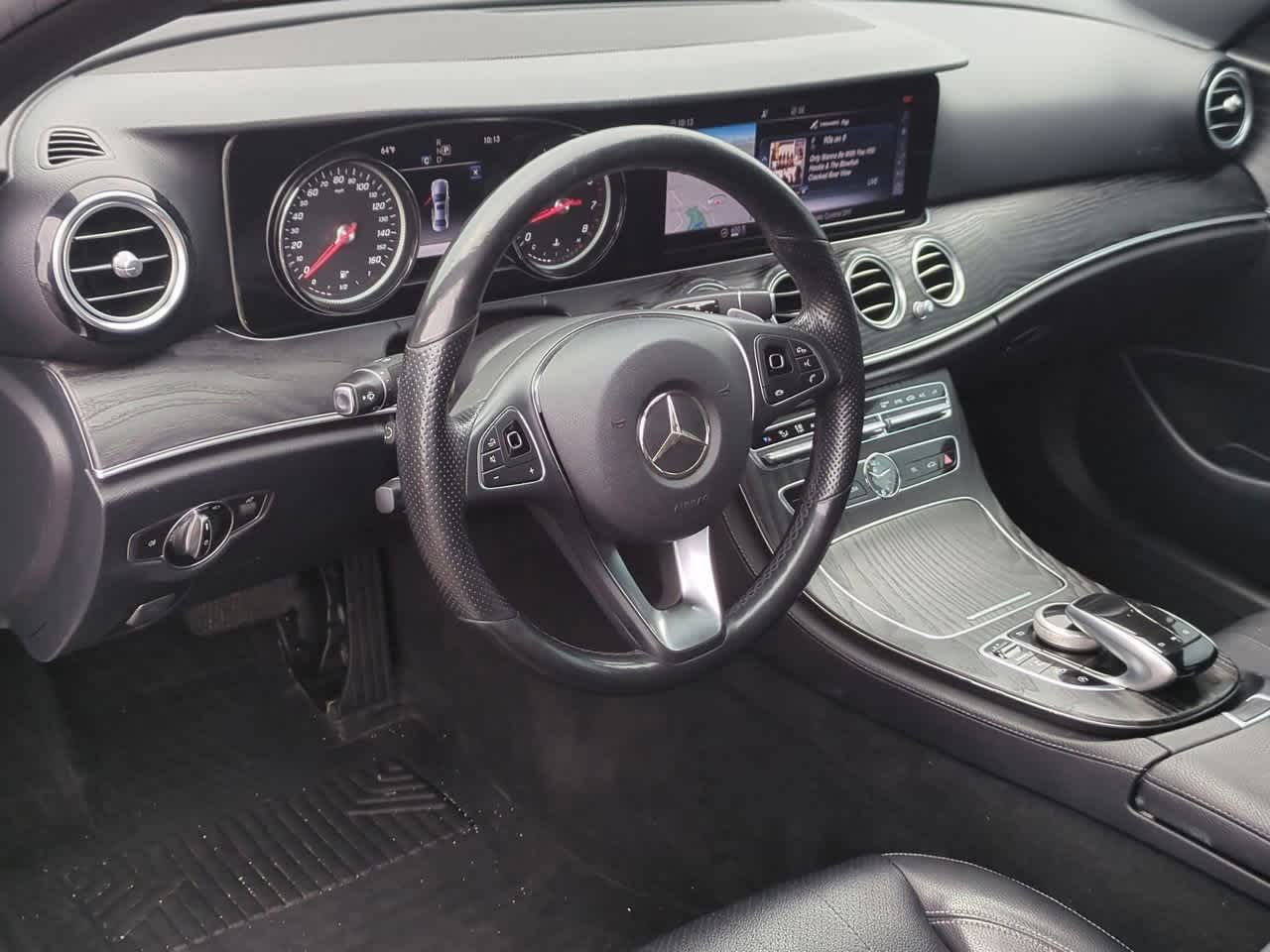Thumbnail: 2018 Mercedes-Benz E-Class - 2
