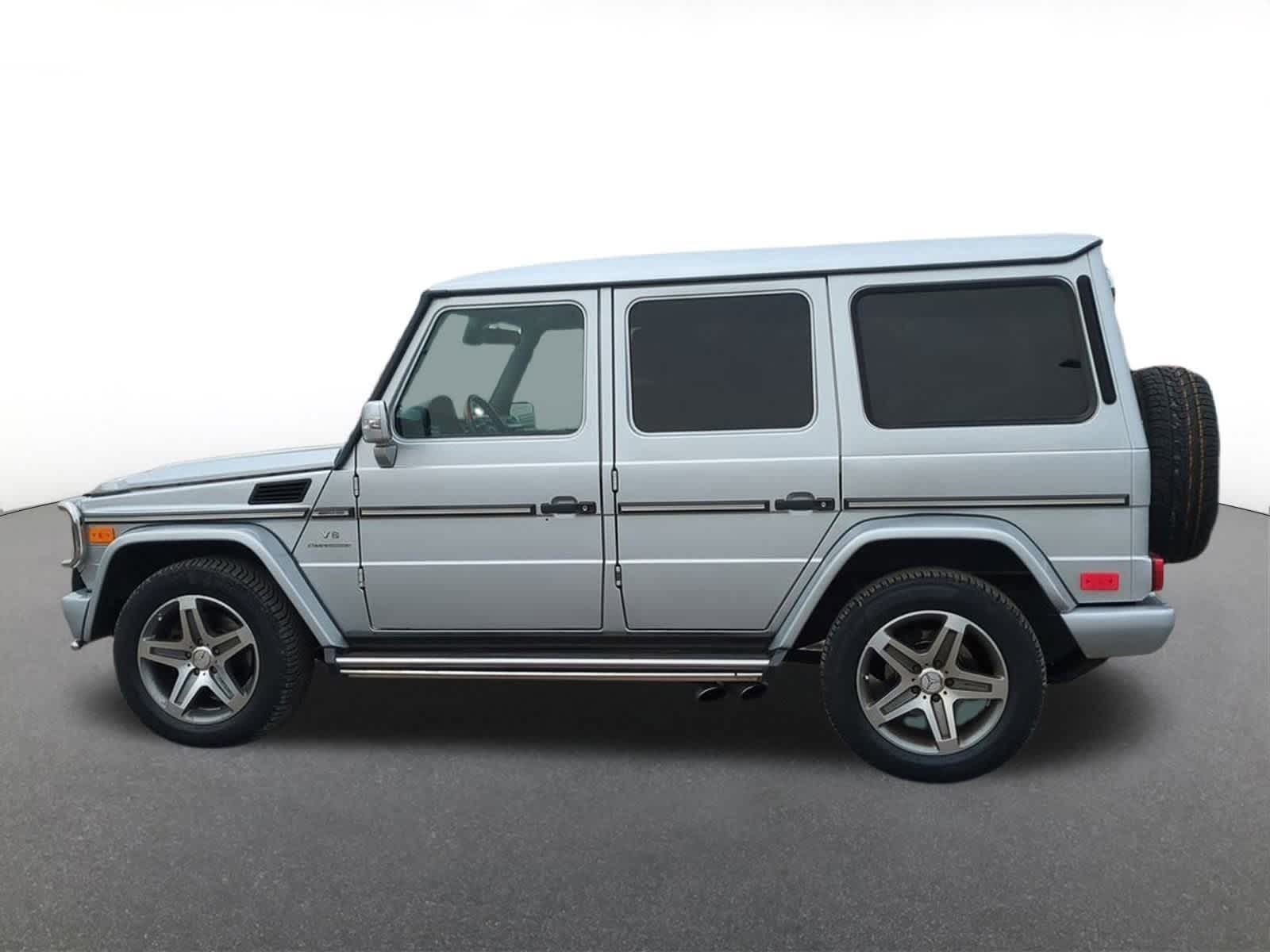 Thumbnail: 2011 Mercedes-Benz G-Class - 3