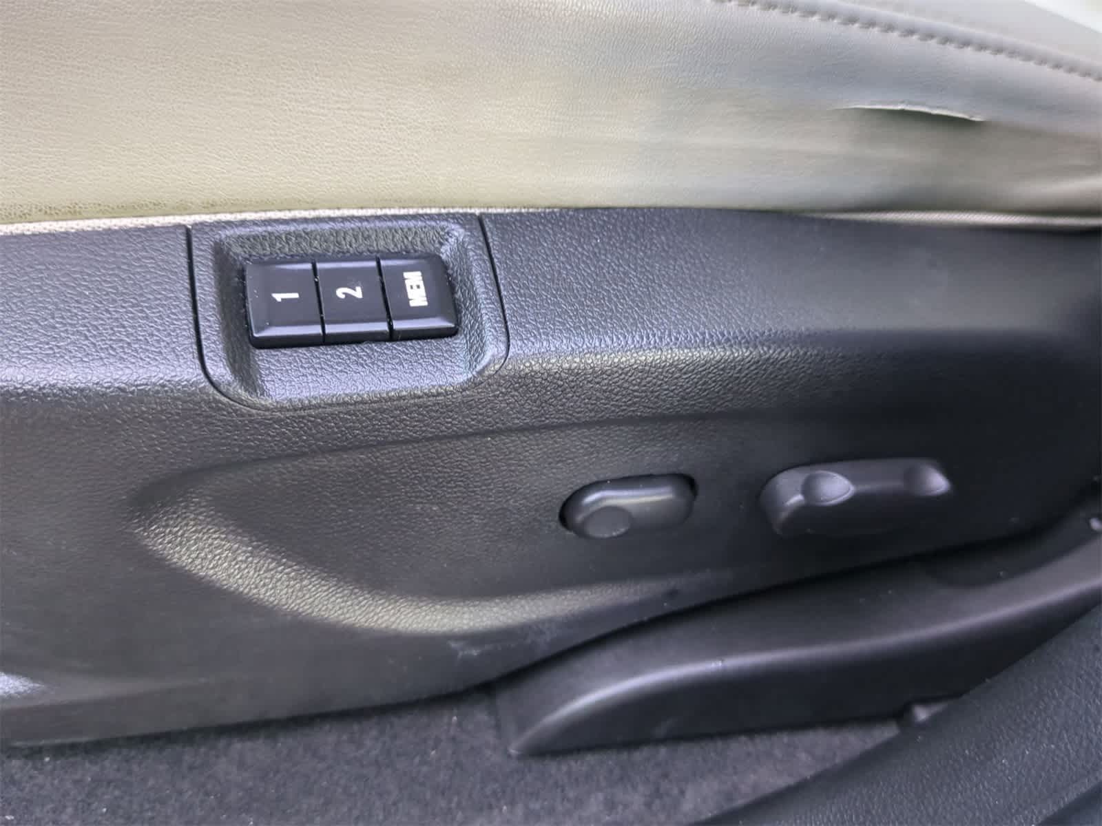 Thumbnail: 2017 Buick Encore - 16