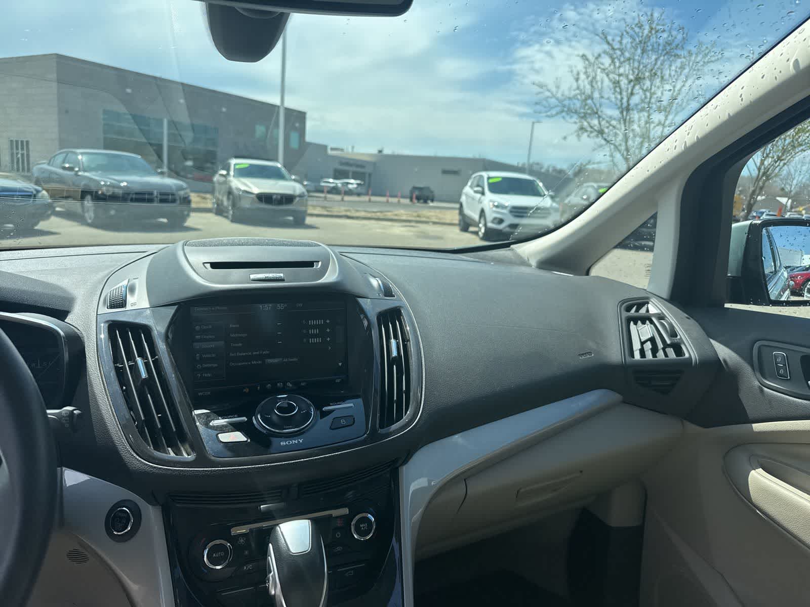 Thumbnail: 2014 Ford C-Max - 21