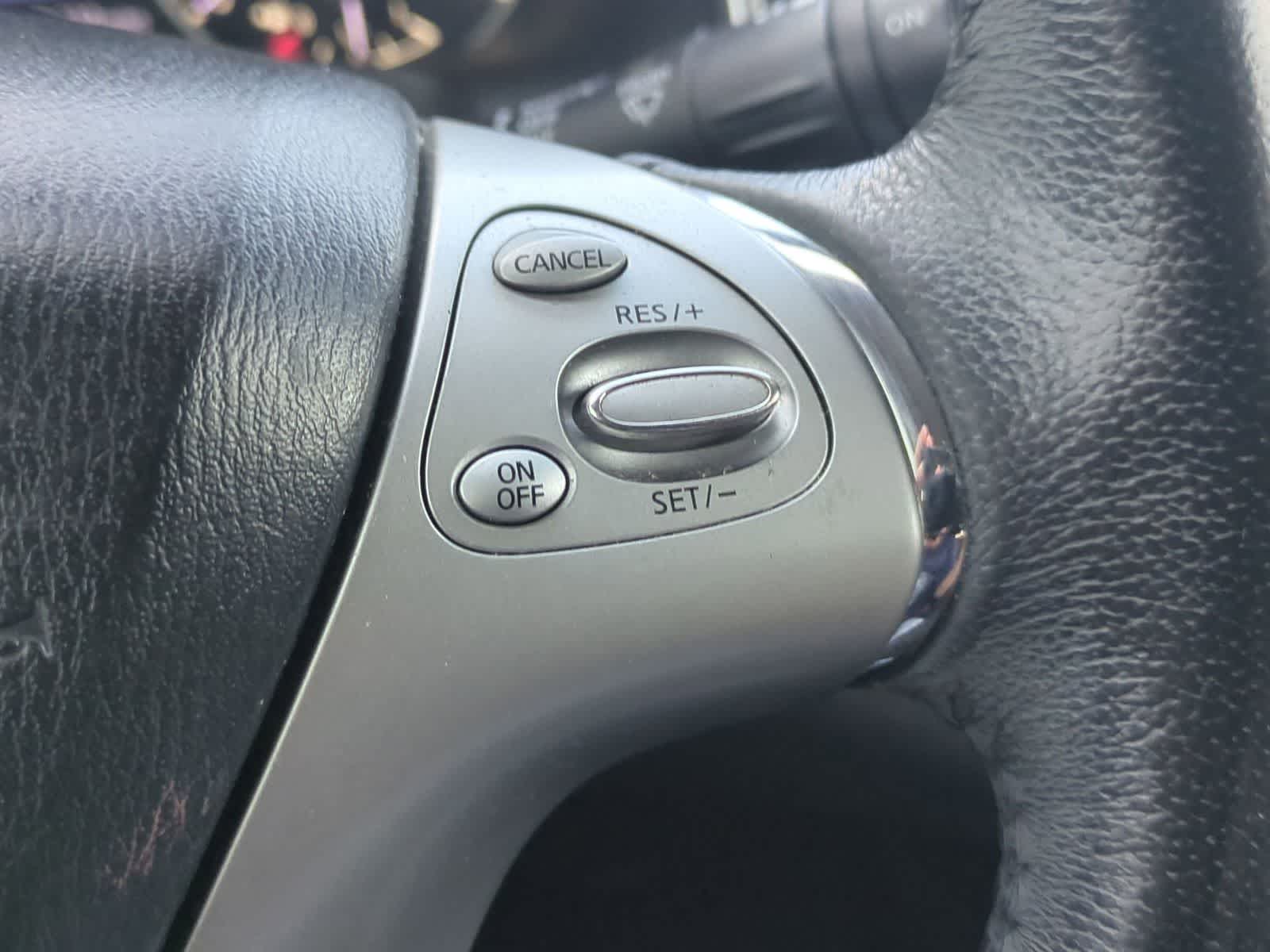 Thumbnail: 2015 Nissan Murano - 25