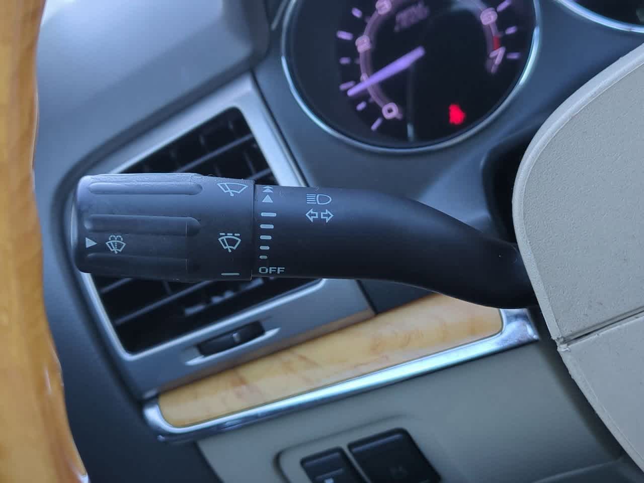 Thumbnail: 2012 Lincoln MKZ - 27