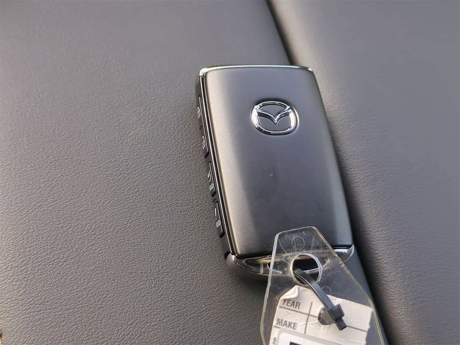 Thumbnail: 2026 Mazda CX-70 - 33