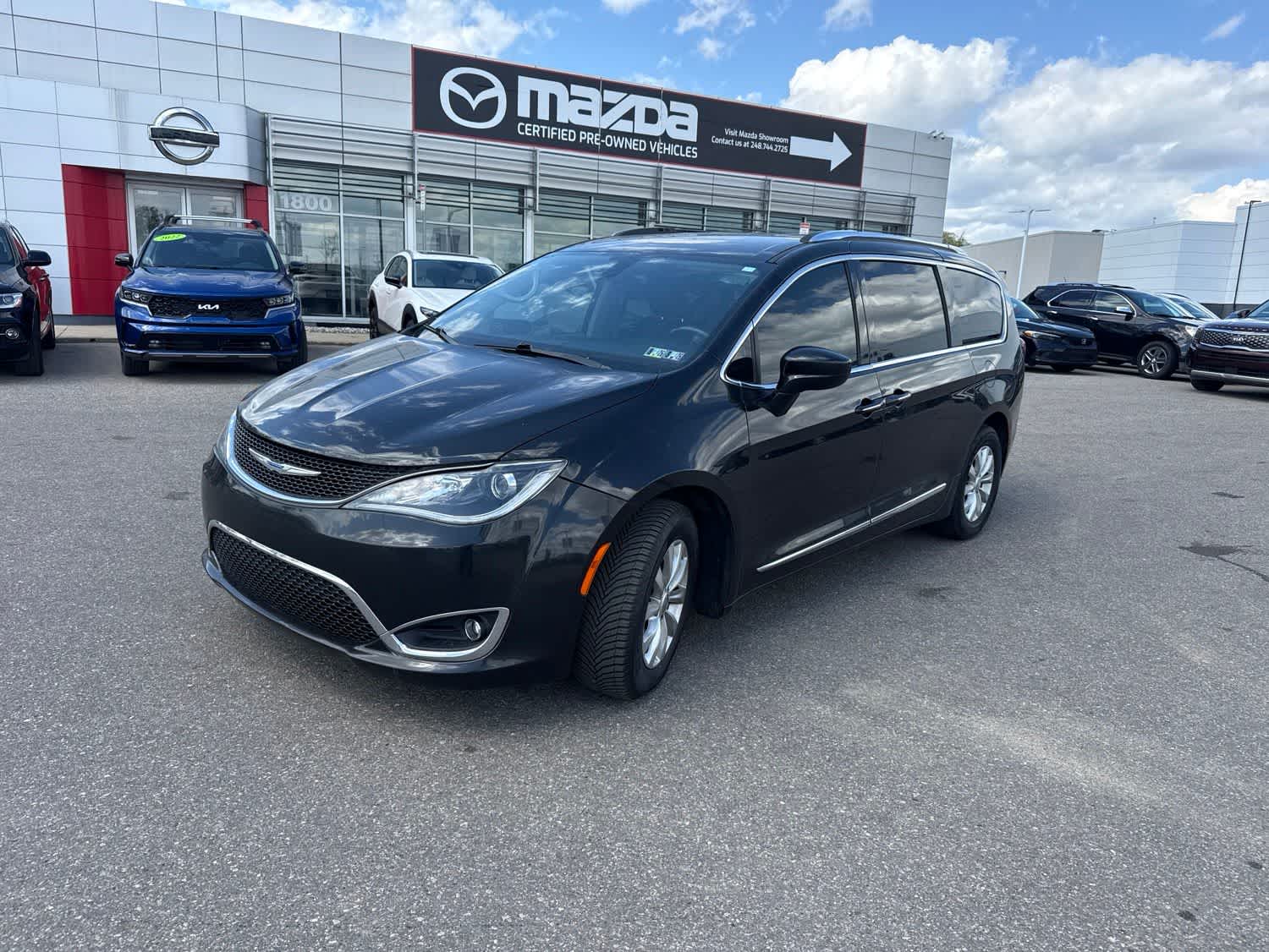 2018 Chrysler Pacifica Touring L -
                  Troy, MI