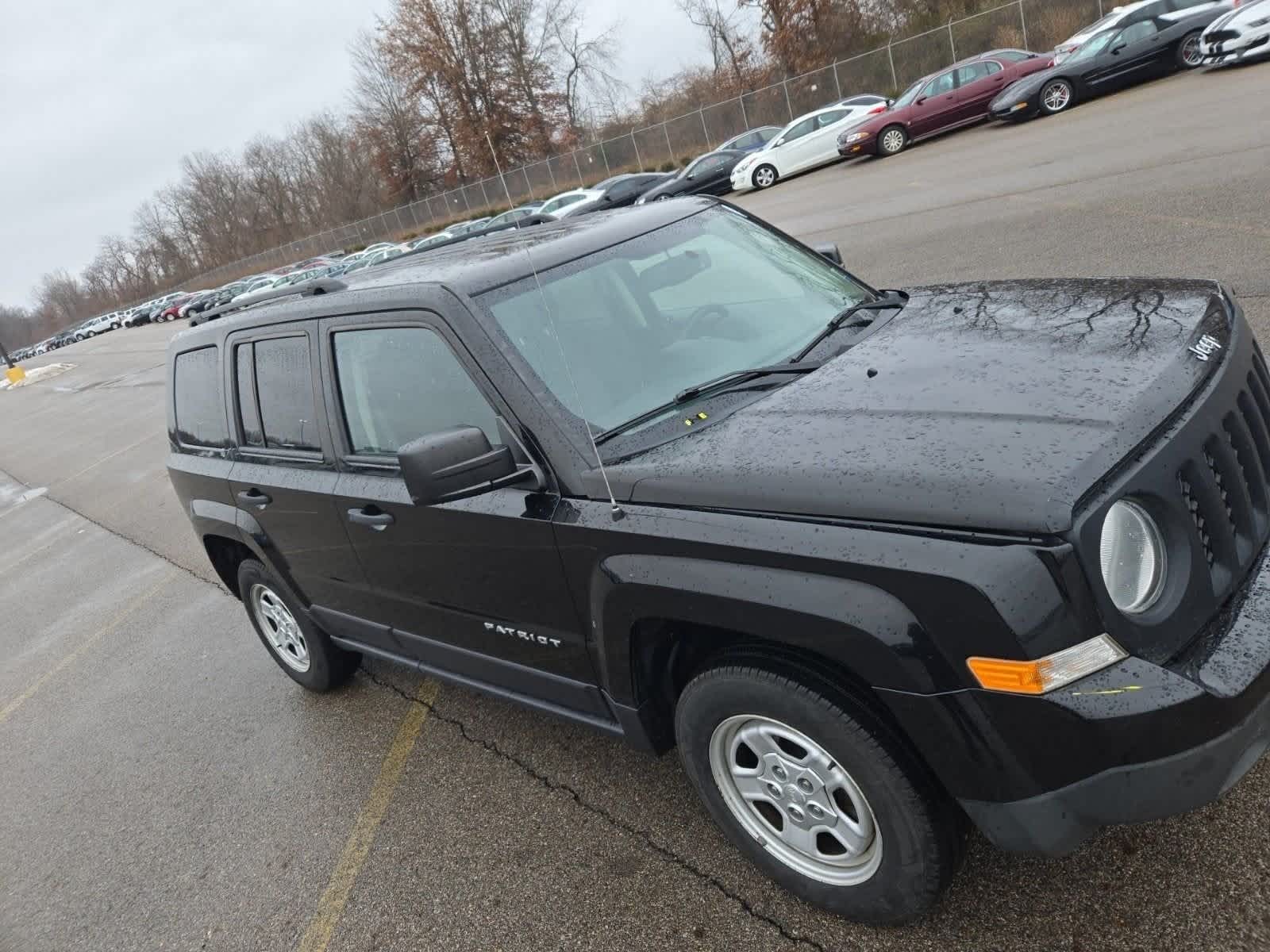 Thumbnail: 2016 Jeep Patriot - 6