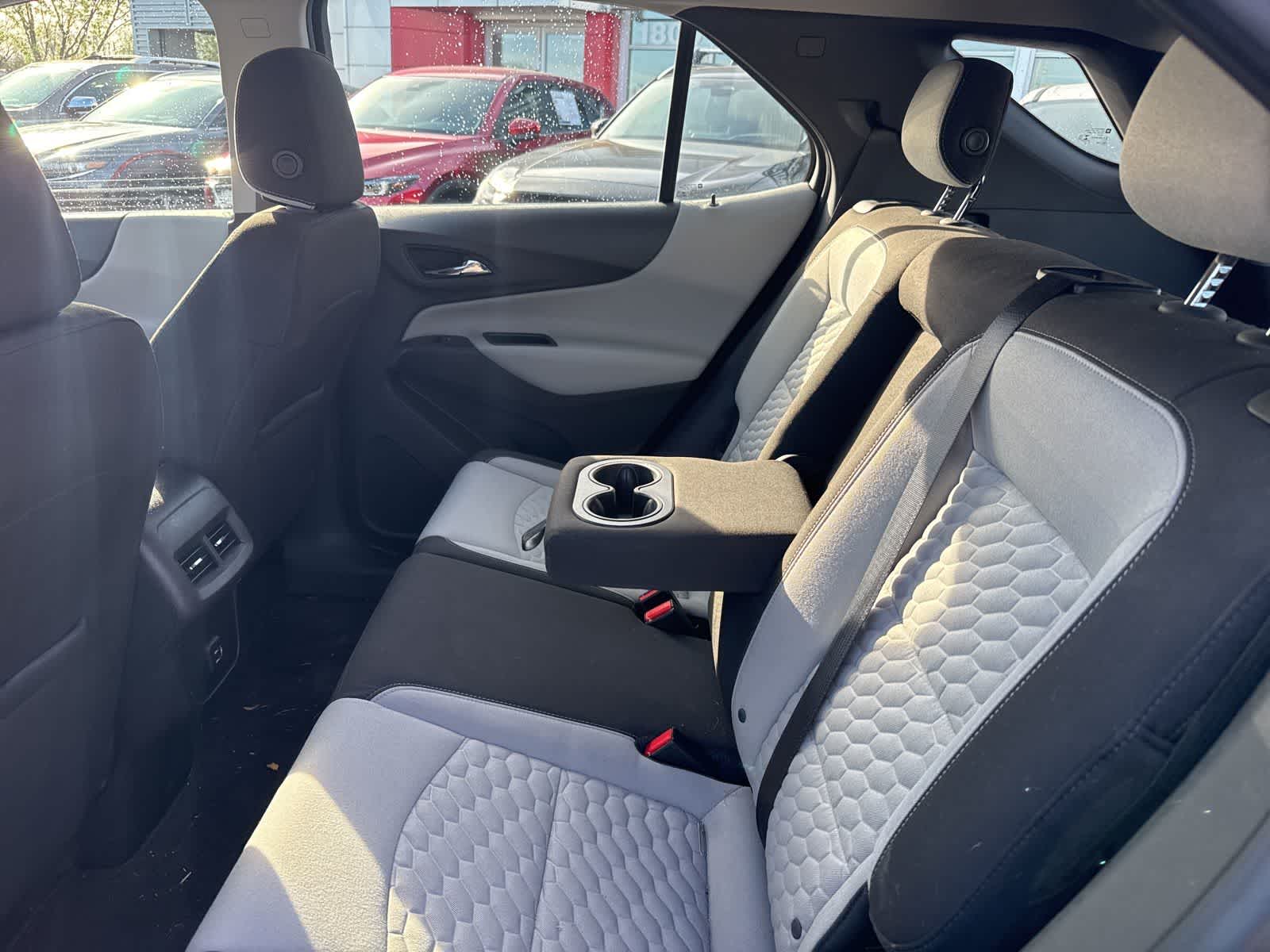 Thumbnail: 2019 Chevrolet Equinox - 17