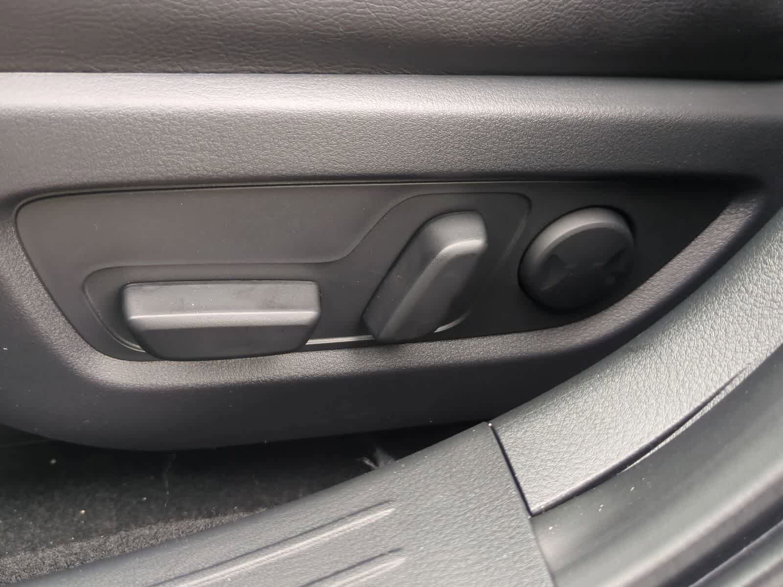 Thumbnail: 2026 Mazda CX-50 - 16