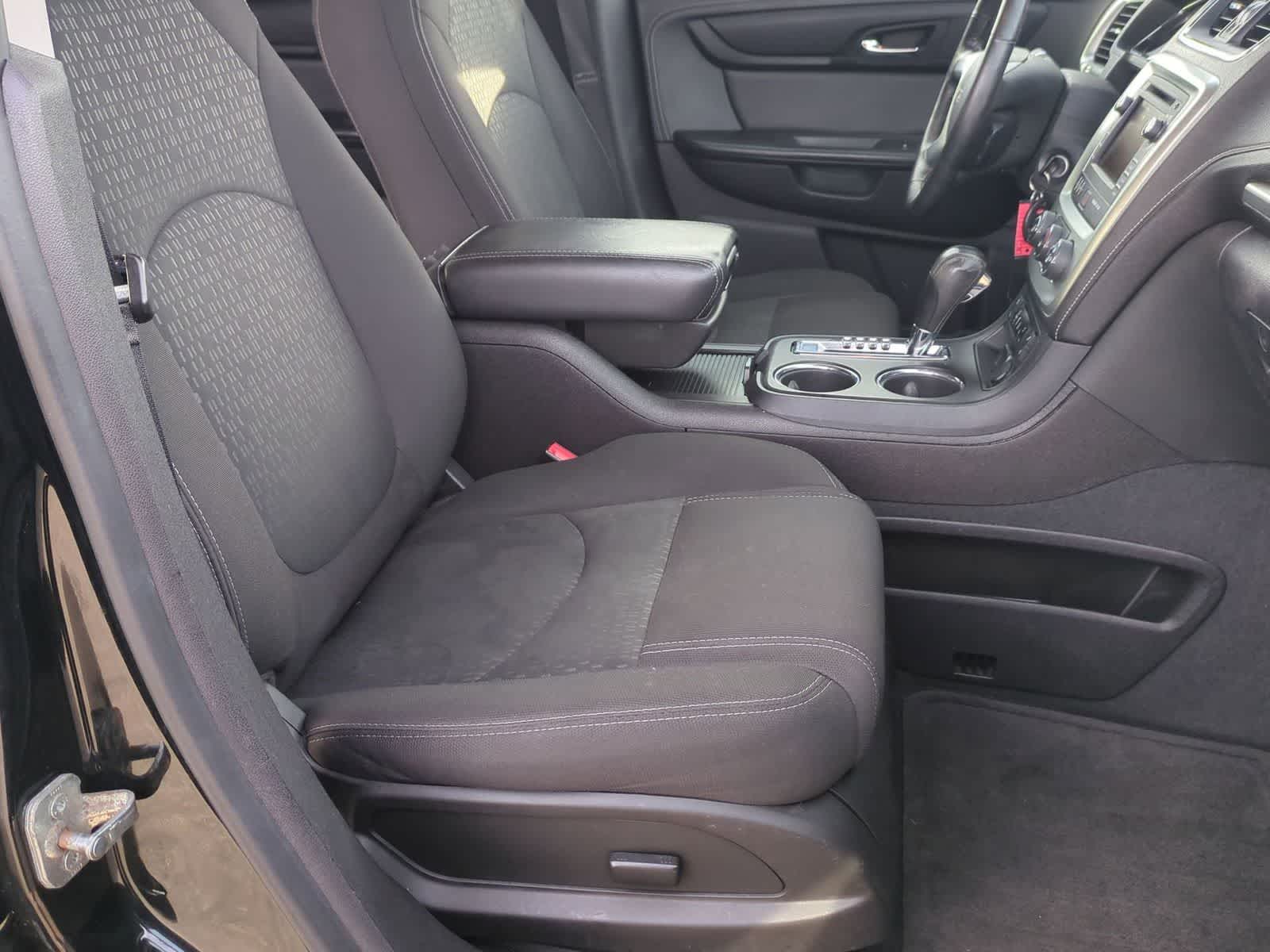 Thumbnail: 2016 GMC Acadia - 22