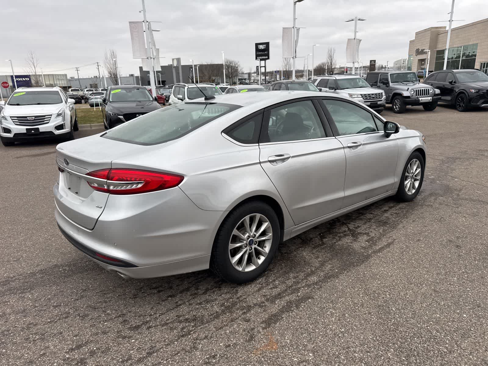 Thumbnail: 2017 Ford Fusion - 5