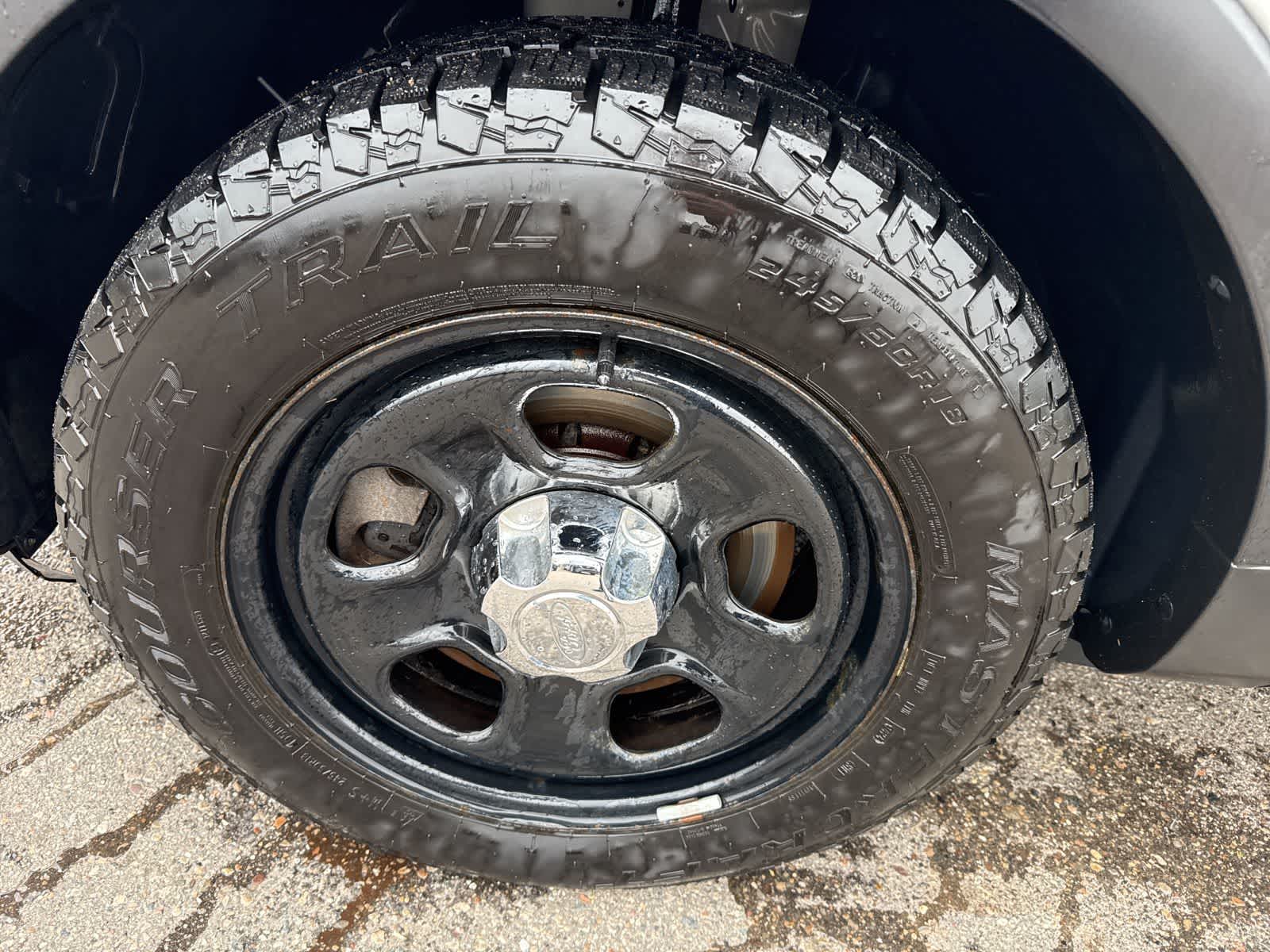 Thumbnail: 2016 Ford Explorer - 9