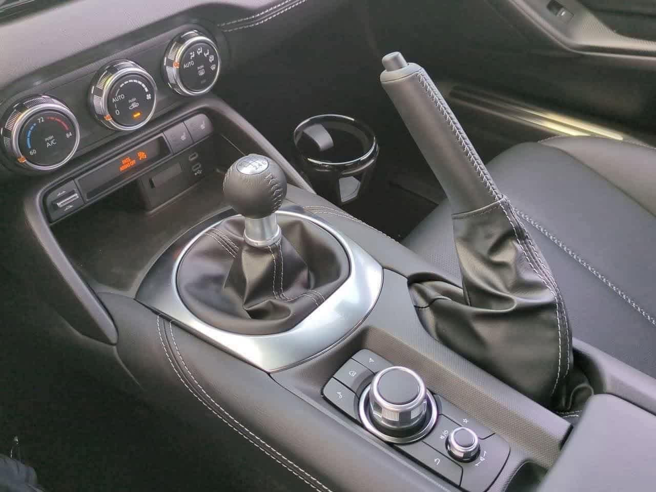 Thumbnail: 2025 Mazda MX-5 Miata - 30