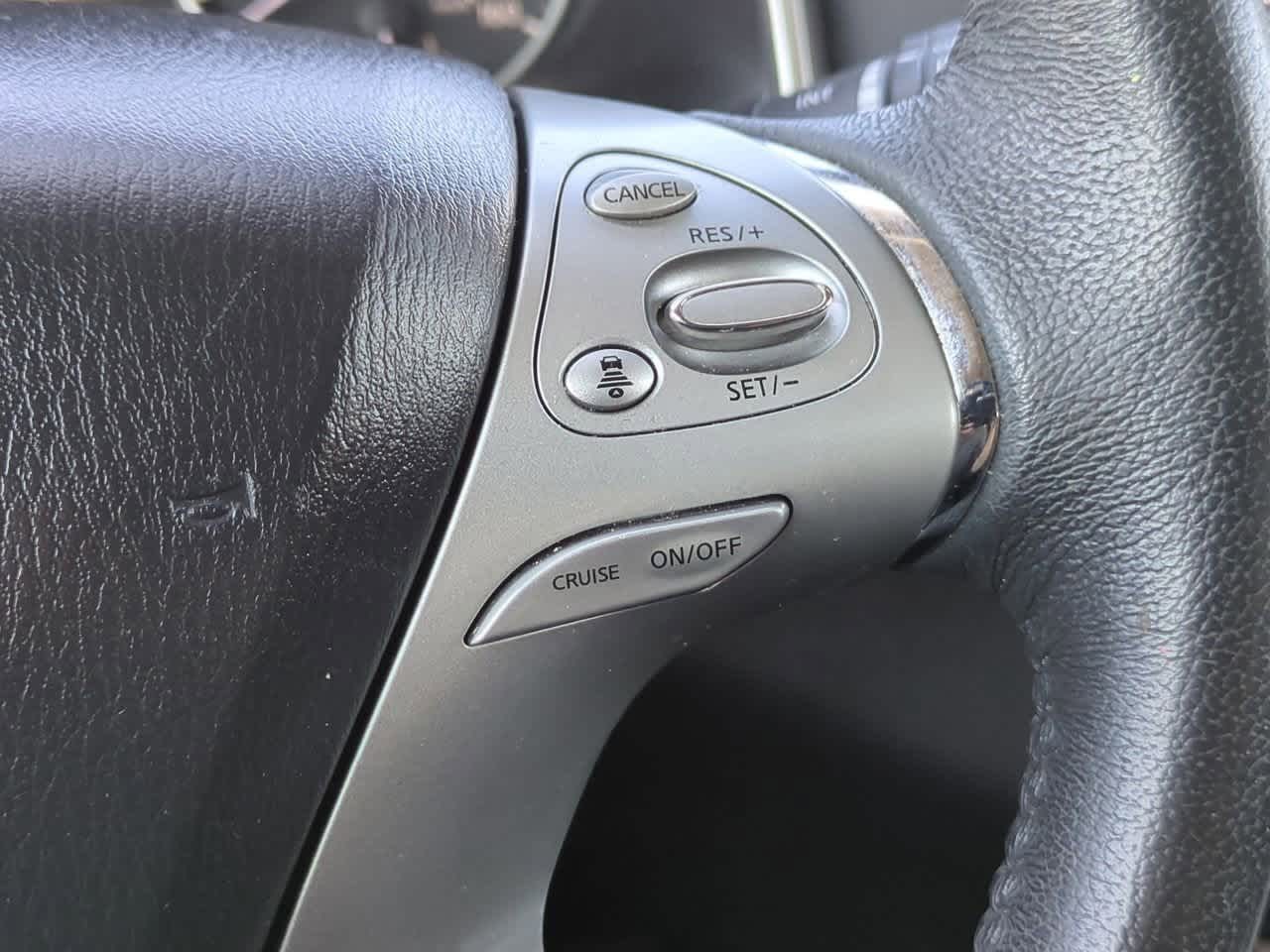 Thumbnail: 2016 Nissan Murano - 25