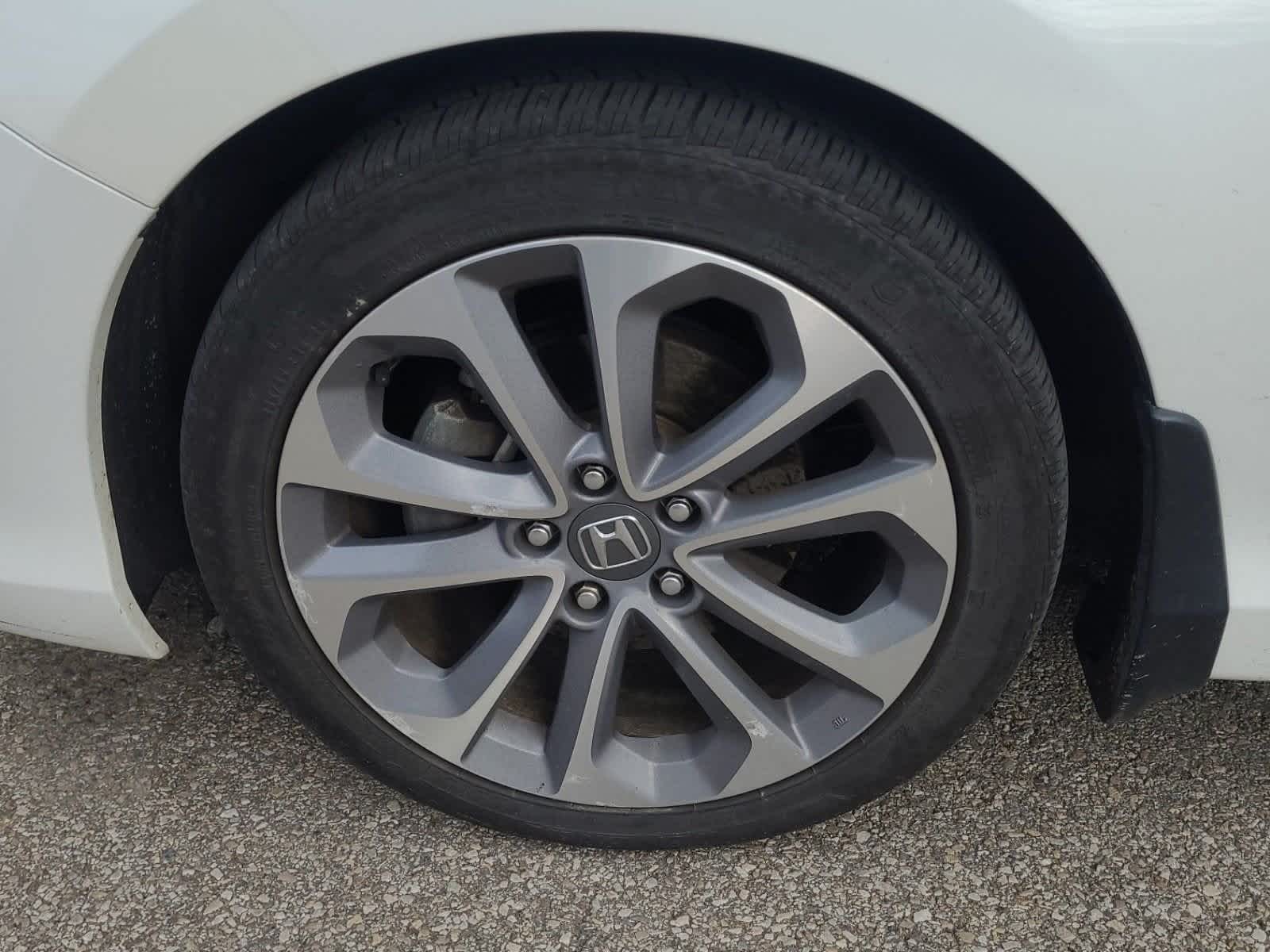 2014 Honda Accord Sport photo 2