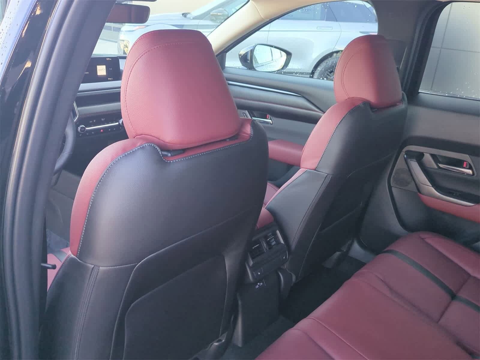 Thumbnail: 2026 Mazda CX-50 - 17