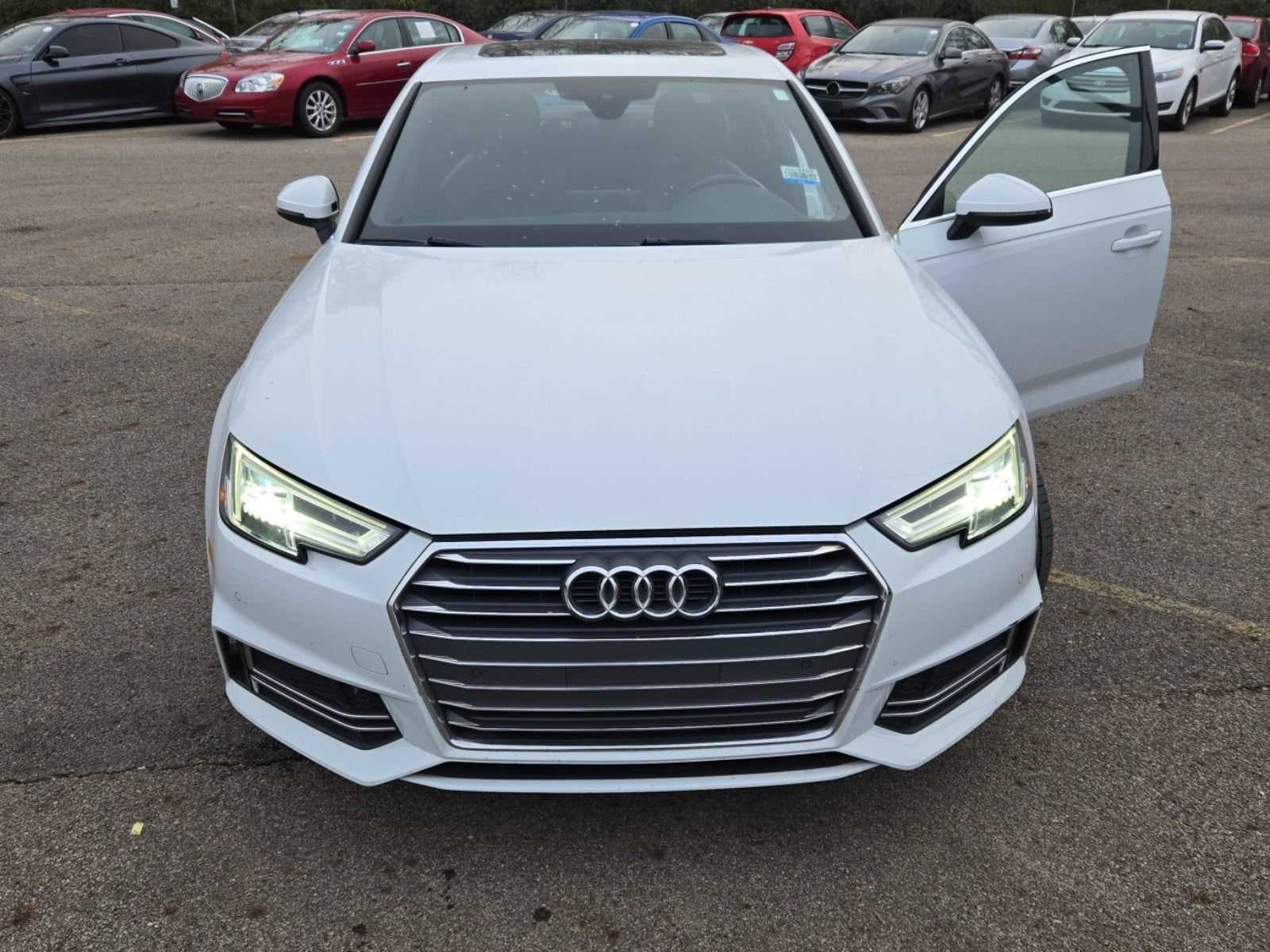 2017 Audi A4 2.0T Premium photo 3