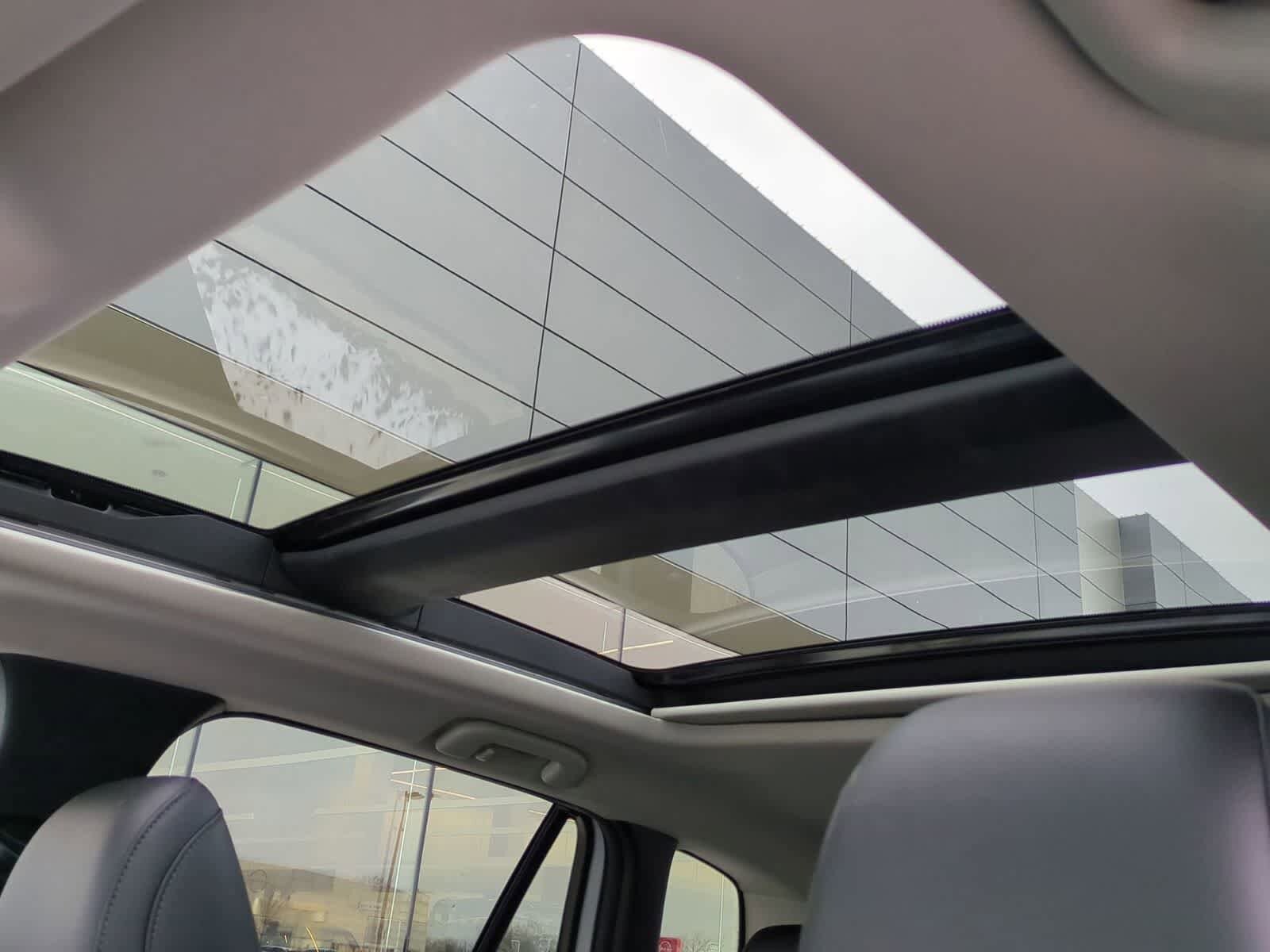 Thumbnail: 2026 Mazda CX-50 - 18