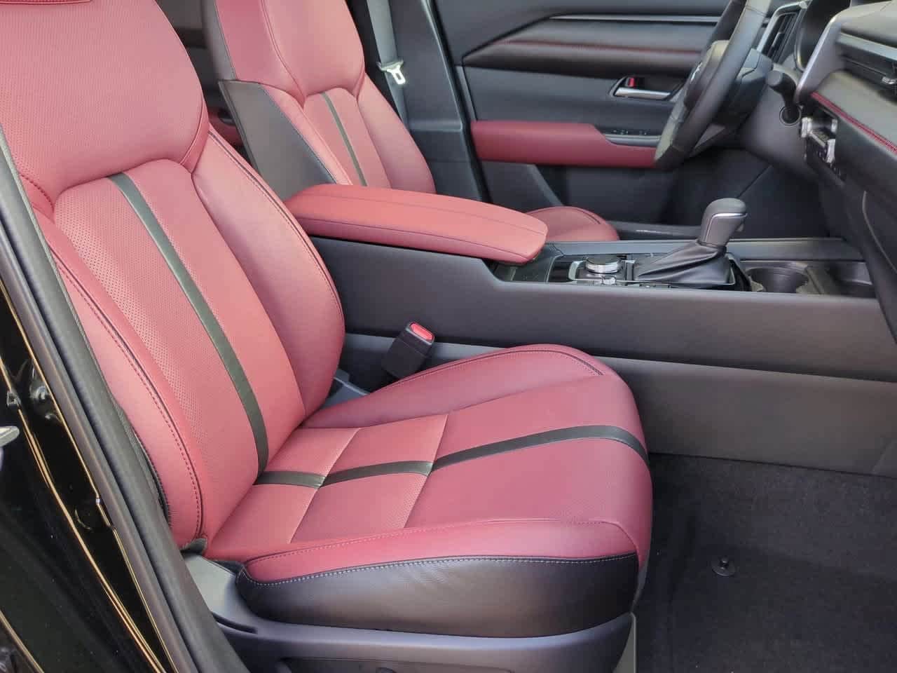 Thumbnail: 2026 Mazda CX-50 - 21