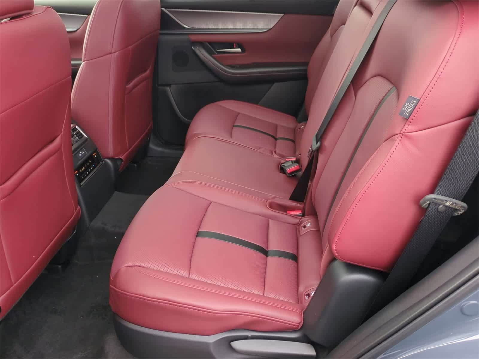 Thumbnail: 2026 Mazda CX-70 - 19