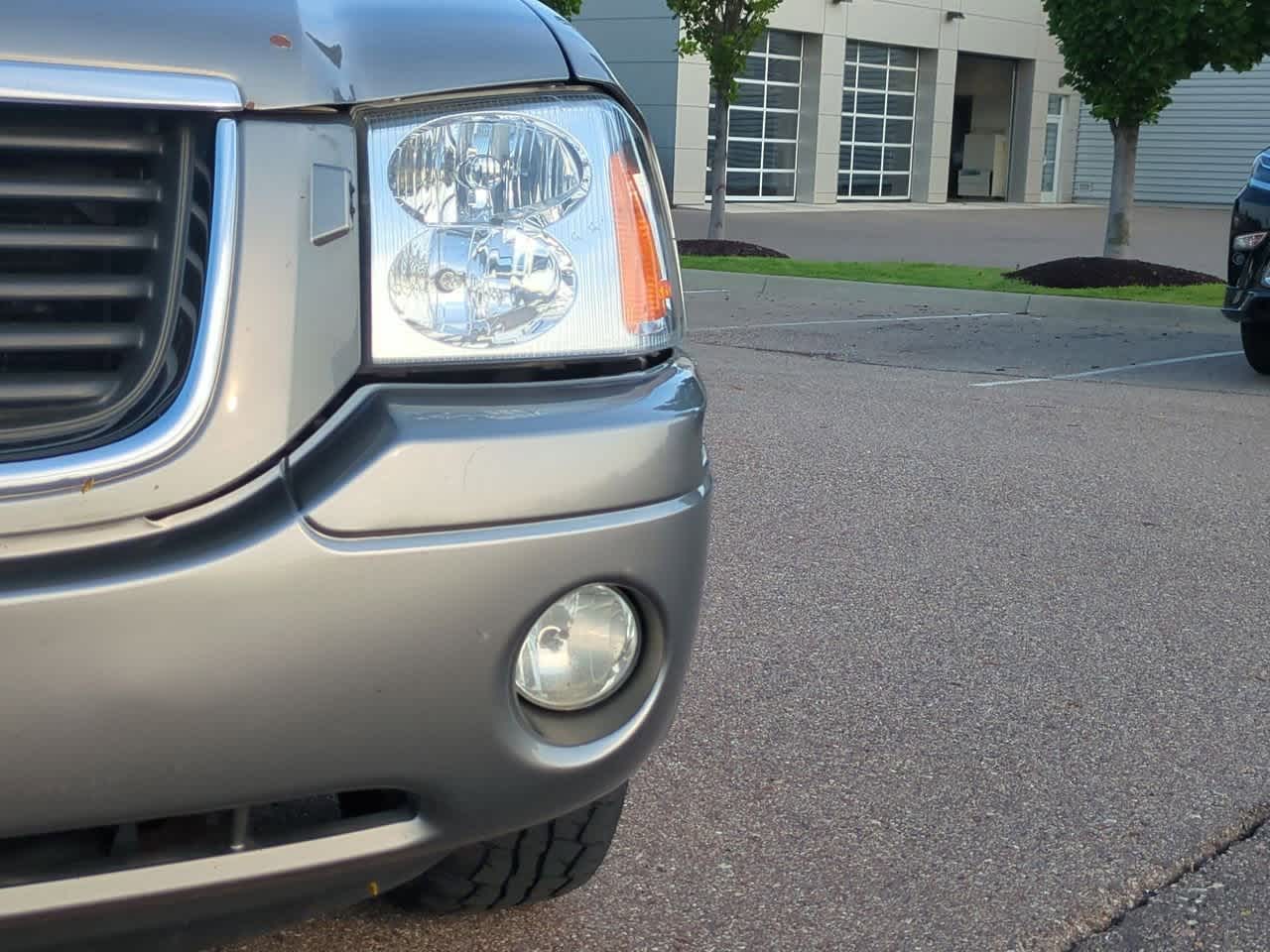 Thumbnail: 2005 GMC Envoy - 10